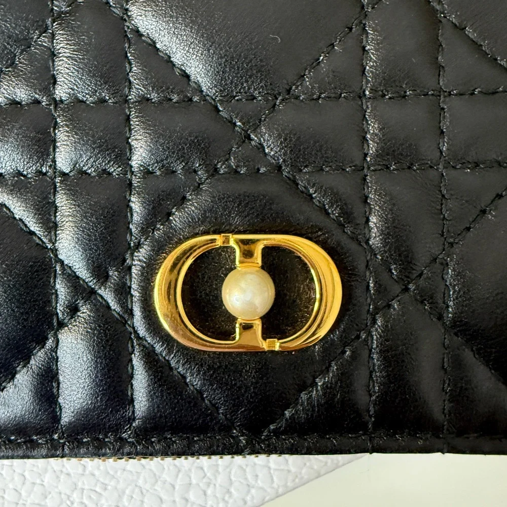 Dior Jolie Scarlet Walllet Black Leather Card Holder